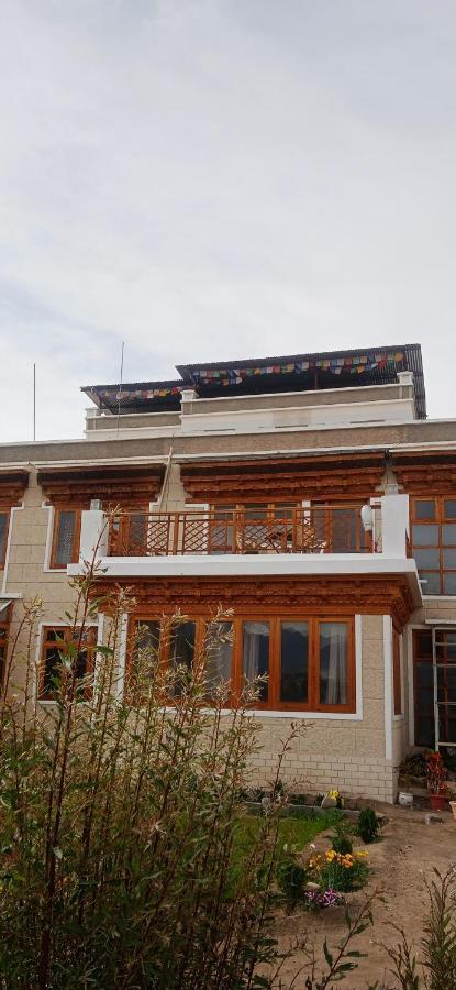 Lhardak Home Stay 列城 外观 照片